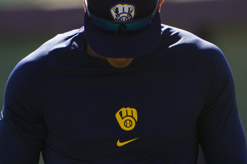 APTOPIX Brewers Spring Baseball